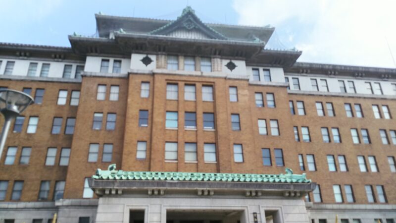 愛知県の 人口動態から 考える