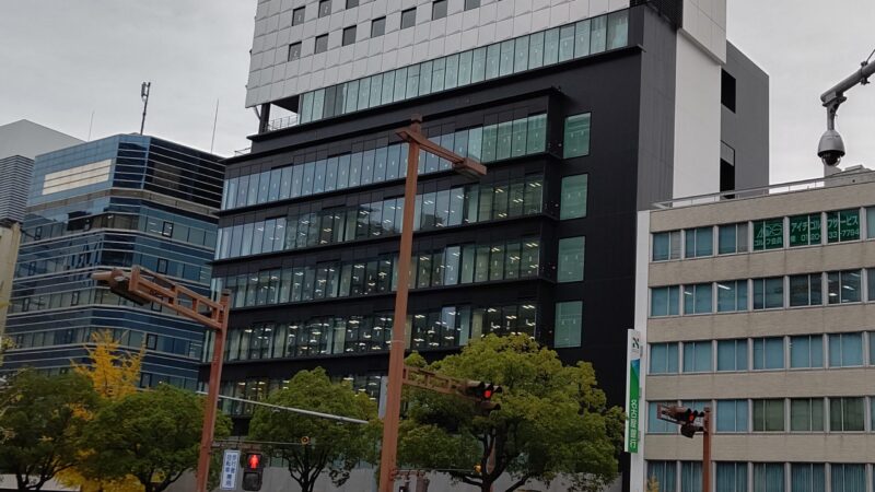 オフィスフロアには照明も・・・名古屋三交ビル仕上げの工事 2019年12月