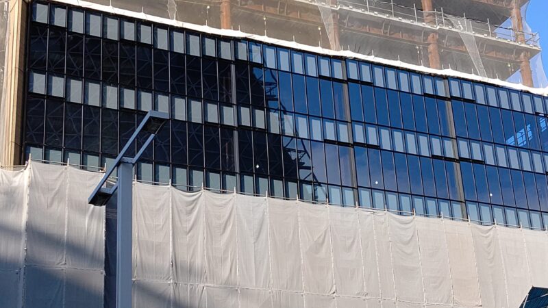 低層階にガラス窓も (仮称)名古屋三井ビルディング北館建設状況 2020年1月