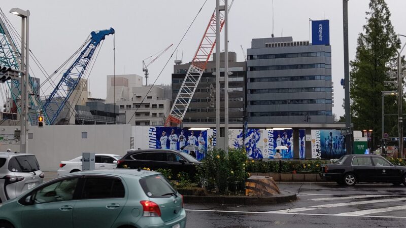 旧ビルが跡形もなく消滅 「中日ビルディング」建て替え工事 2020年10月