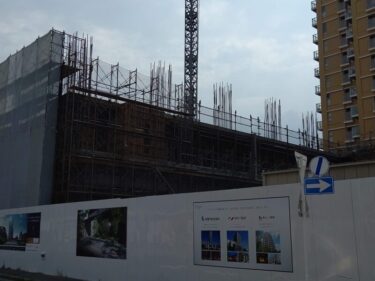 早くも躯体が上昇・・・「(仮称)本郷駅前建替プロジェクト」2021年8月