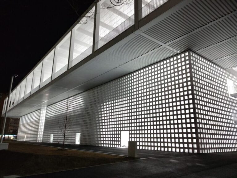  Apple、新キャンパス建設第2期の修正計画を提出