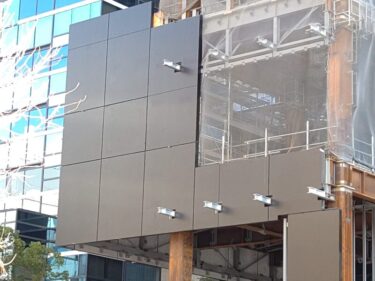 すでに一部で外壁が！？・・・新「中日ビルディング」建設状況 2022年2月