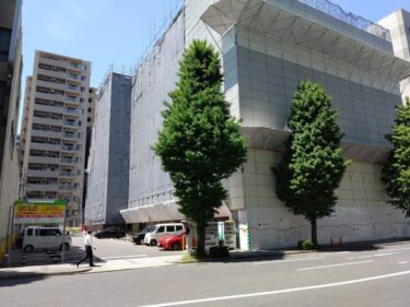 栄の本町通り沿いで大規模ビルが解体・・・跡地開発の行方は！？2022年5月