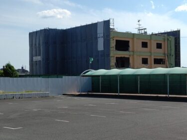 一部で早くも解体工事が開始・・・旧名古屋競馬場跡地　2022年６月