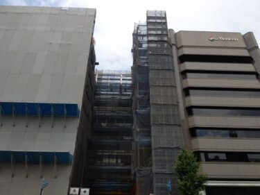 躯体は最上階に・・・「メニコン西館」建築工事 2022年9月