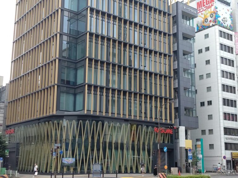 華やかに竣工・・・「カゴメ新本社ビル」 2022年8月│名古屋 栄日記