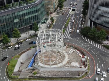 あっという間に・・・モニュメント”飛翔”が撤去 2022年9月