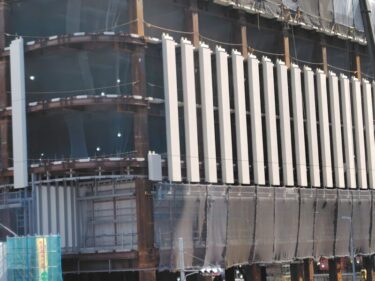 外壁も徐々に・・・「栄トリッドスクエア(【仮称】S2計画)」建設状況 2025年3月