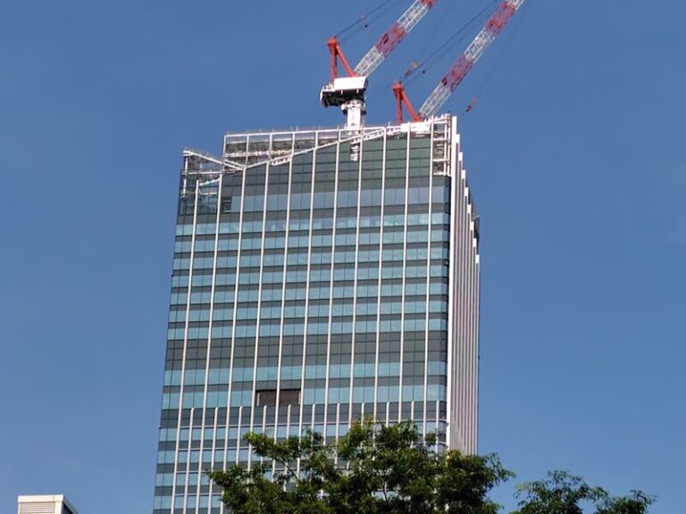 上層階の外観はほぼ完成・・・「ザ・ランドマーク名古屋栄