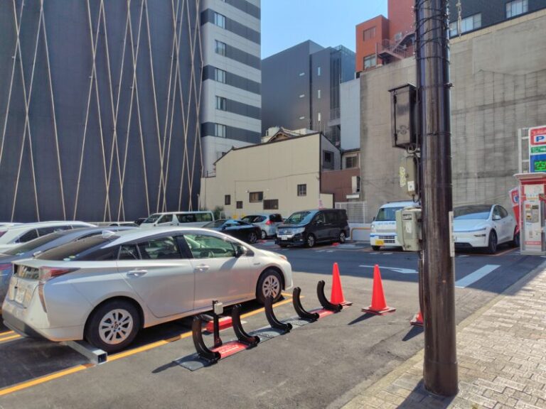 用地は一体化もコインパーキングに逆戻り・・・旧「山口銀行名古屋支店」跡地利用 今後の行方は!? 2025年8月 | 名古屋 栄日記