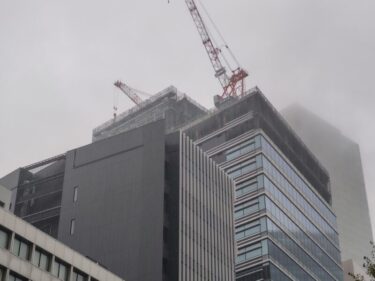 外装工事も着々と・・・「明治安田生命名古屋駅前ビル」建設工事 2025年10月