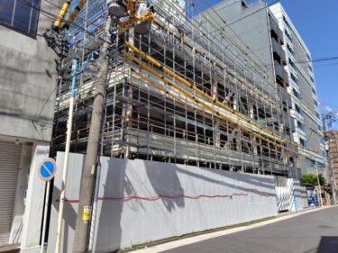 高層ビル「【仮称】名古屋東桜1-3計画」建設予定地で立体駐車場の解体開始　2026年４月